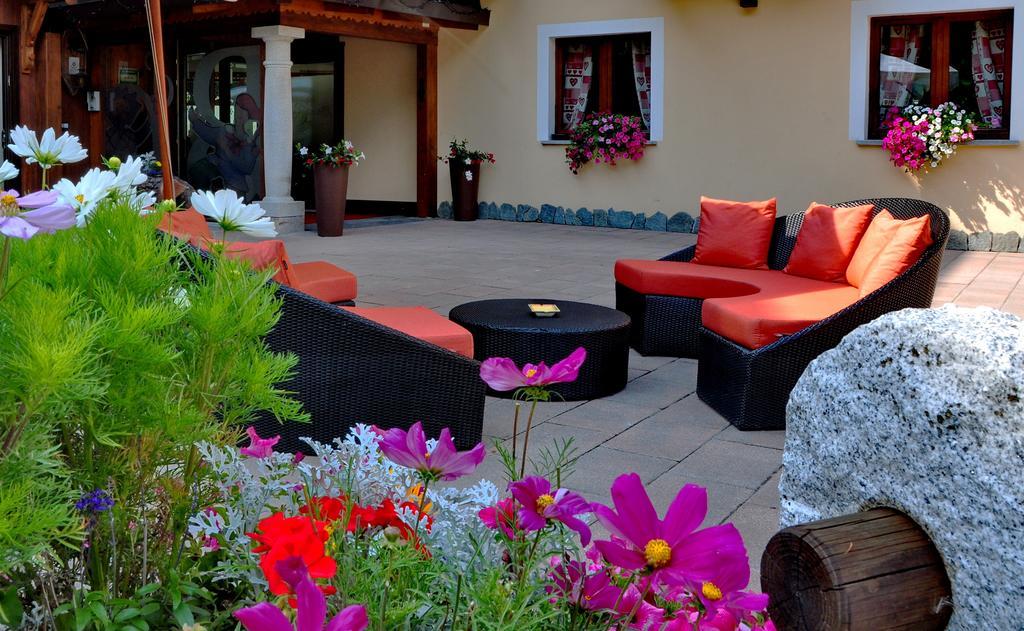 Hotel Boton D'Or & Wellness A Ла-Тюйль Экстерьер фото