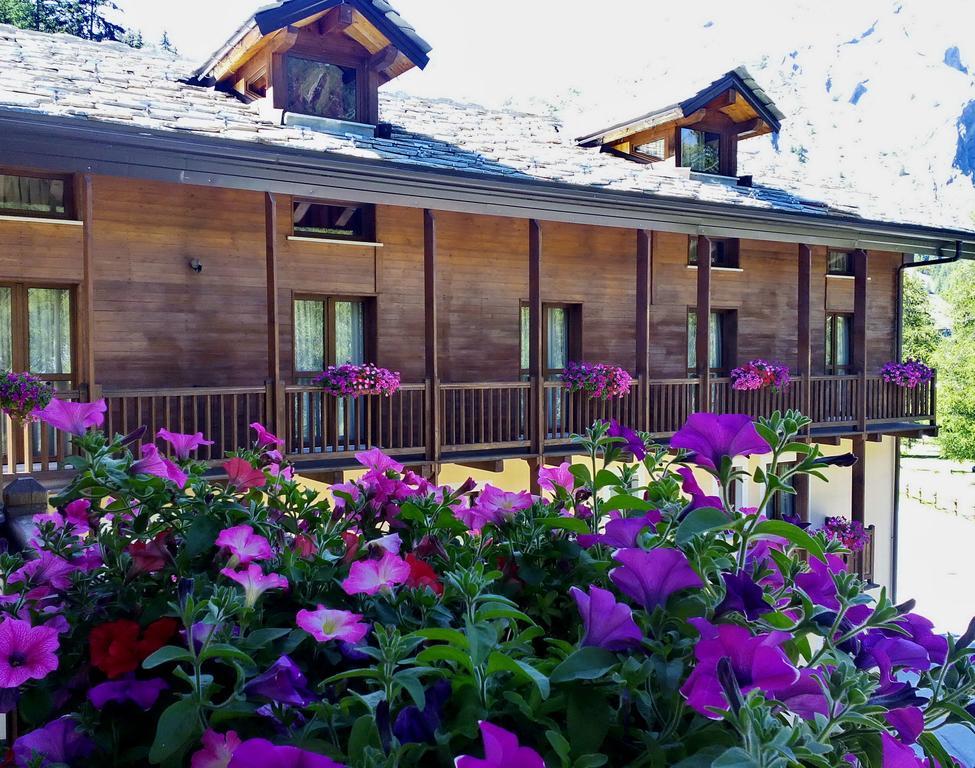Hotel Boton D'Or & Wellness A Ла-Тюйль Экстерьер фото