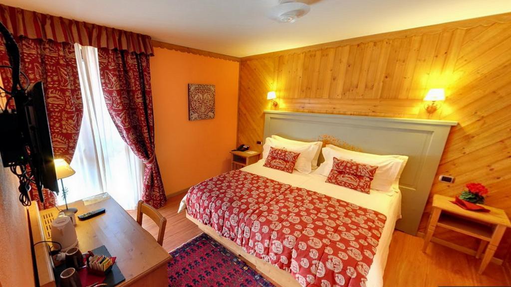 Hotel Boton D'Or & Wellness A Ла-Тюйль Экстерьер фото