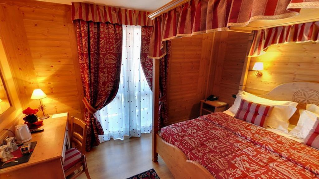 Hotel Boton D'Or & Wellness A Ла-Тюйль Экстерьер фото